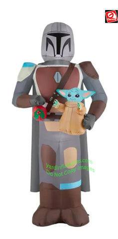 6 1/2' Stars Wars The Mandalorian w/ The Child & Christmas Ornament