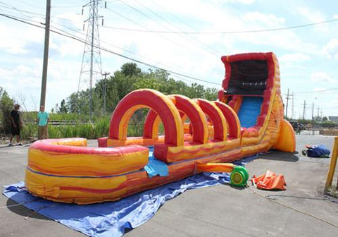 18'H Volcano Screamer Slide w/ Slip n Splash