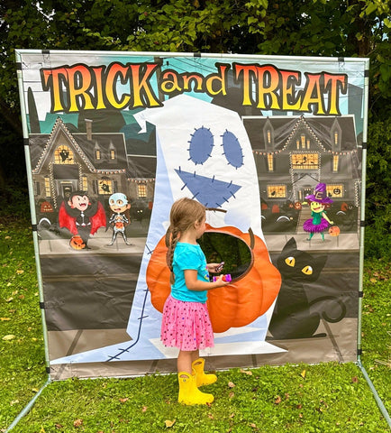 Trick or Treat Interactive Carnival Frame Game
