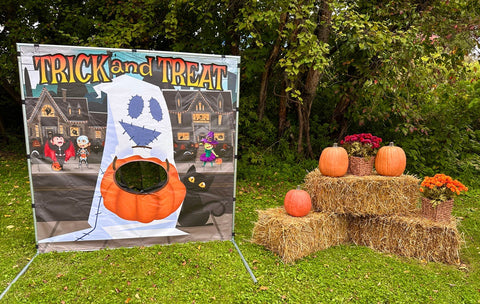 Trick or Treat Interactive Carnival Frame Game