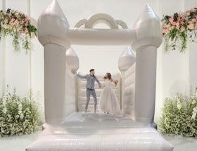 White Wedding Castle Bounce House with Blower